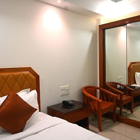 Harley Residency Hotel Kannur Ngoại thất bức ảnh