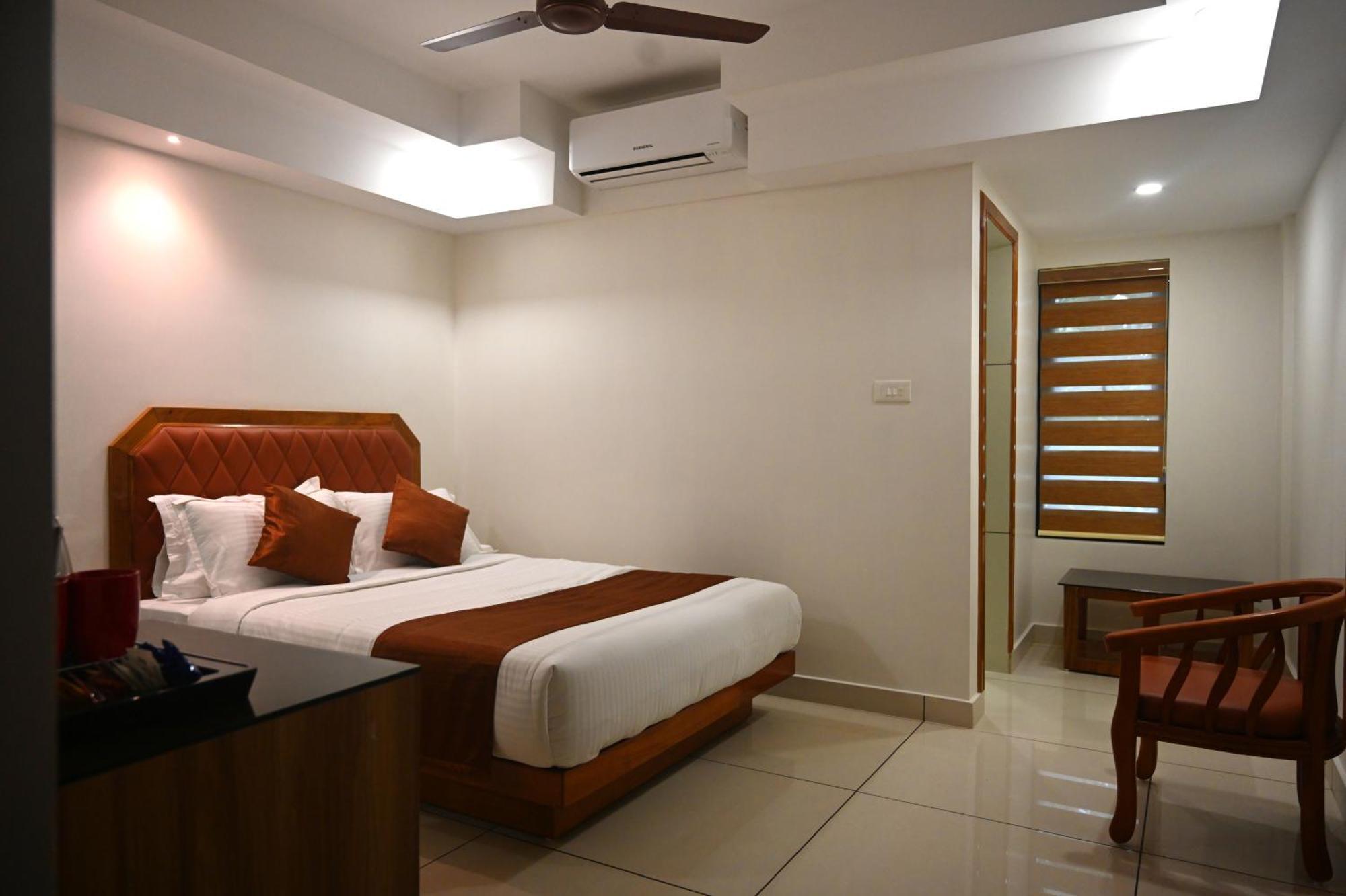 Harley Residency Hotel Kannur Ngoại thất bức ảnh