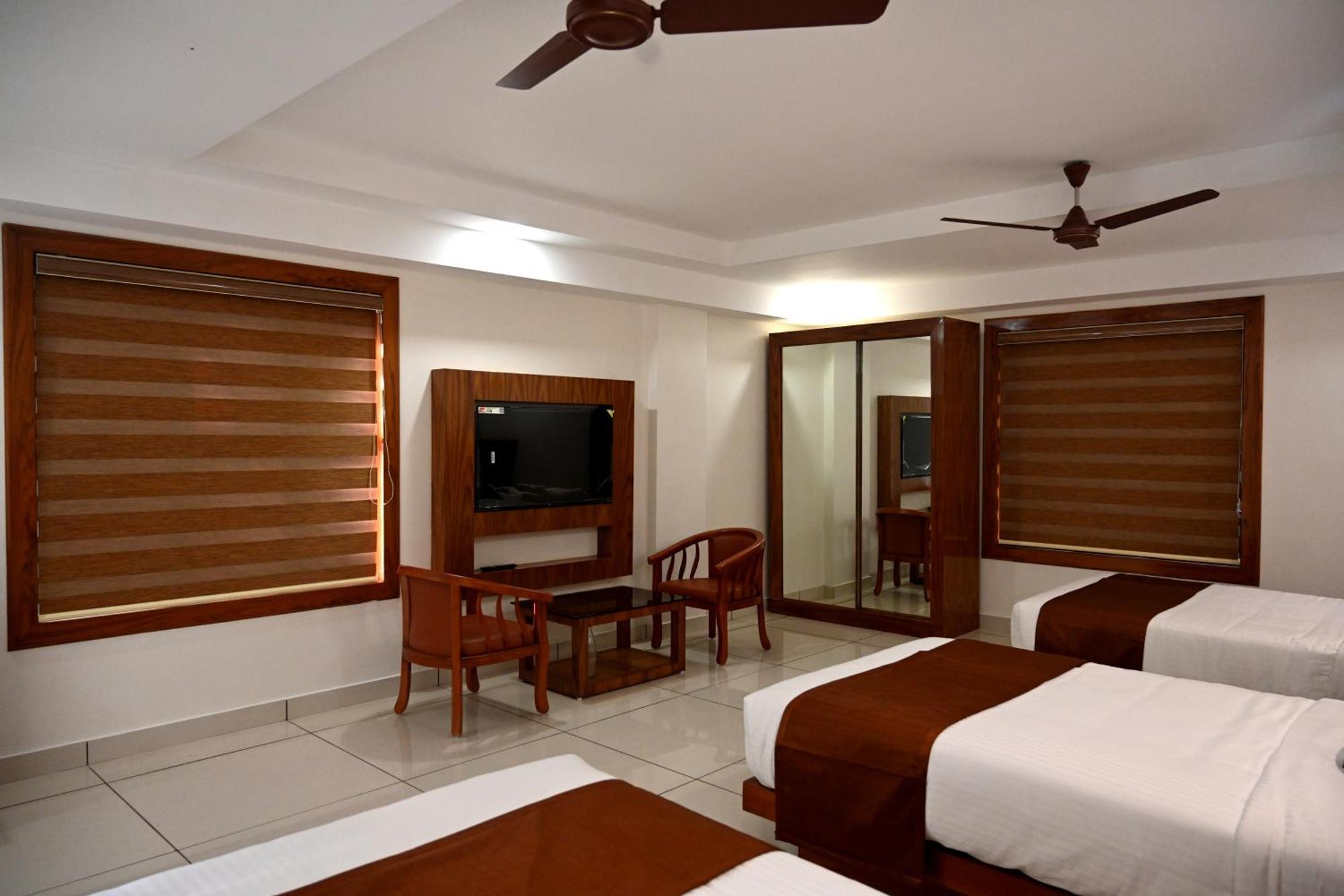 Harley Residency Hotel Kannur Ngoại thất bức ảnh