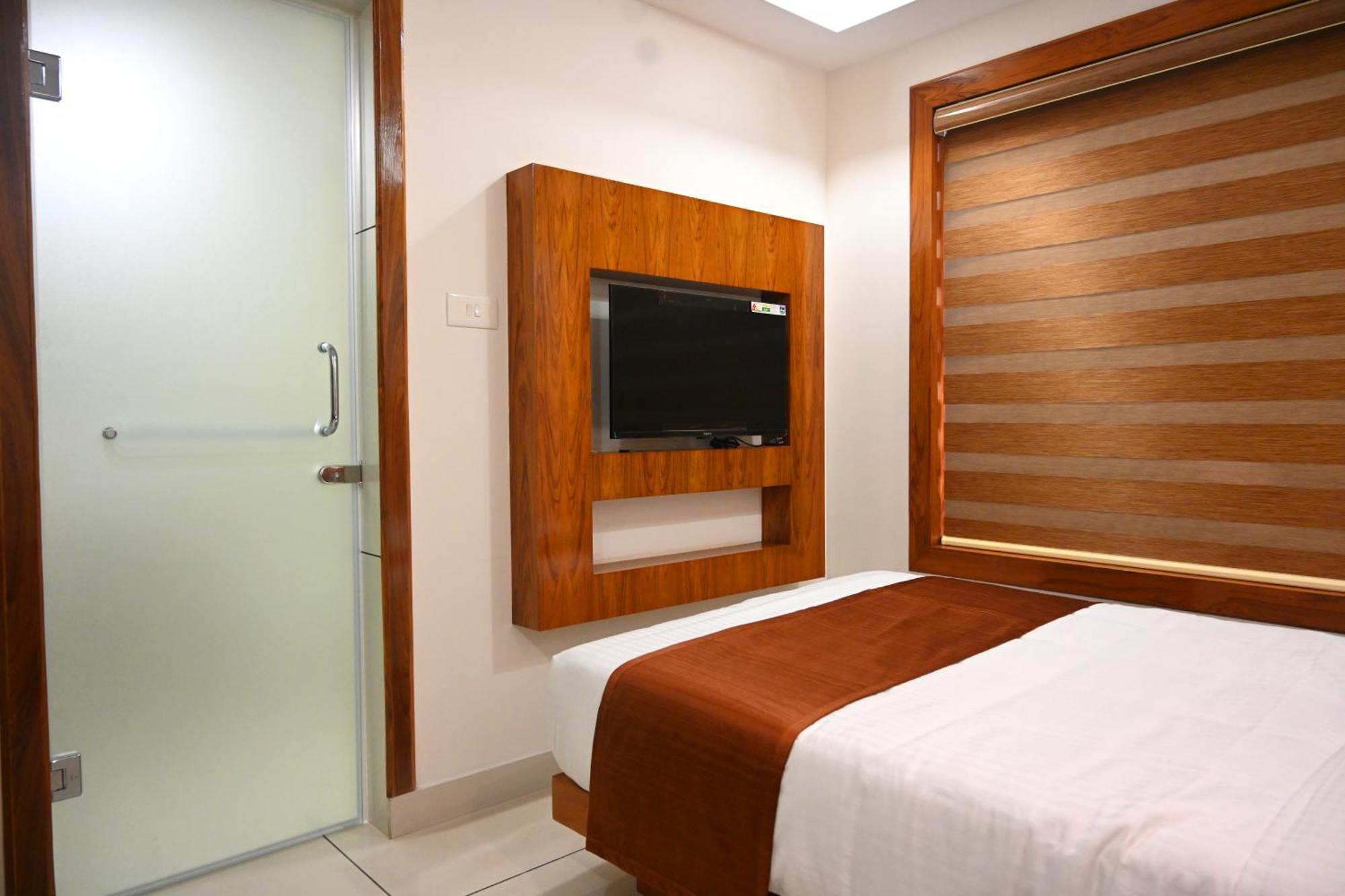 Harley Residency Hotel Kannur Ngoại thất bức ảnh