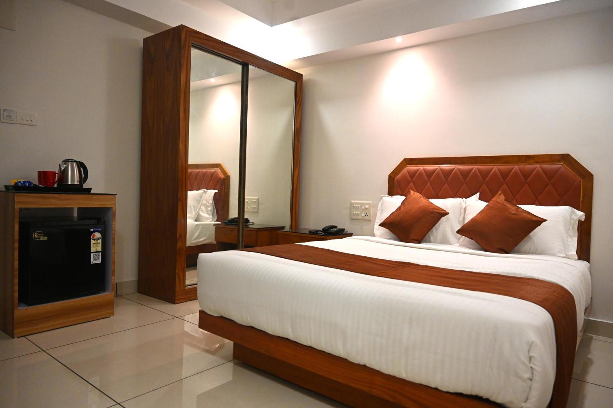 Harley Residency Hotel Kannur Ngoại thất bức ảnh